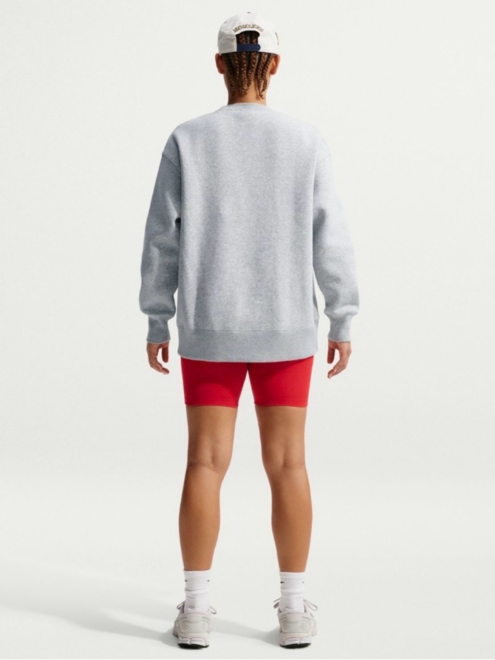 Nike Women's Sportswear Phoenix
Fleece Oversized Crew-Neck Sweatshirt - Picture 4 of 6